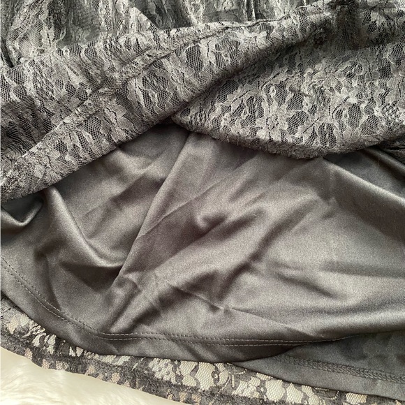 LAUREN CONRAD MATERNITY Black Lace Open-Shoulder Top NWT | Size XL - Picture 13 of 14